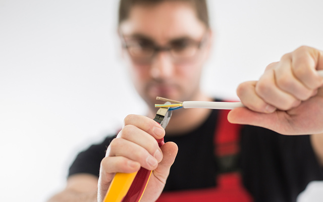 Elektroprüfung bei Elektro Holger Pühl in Kemnath