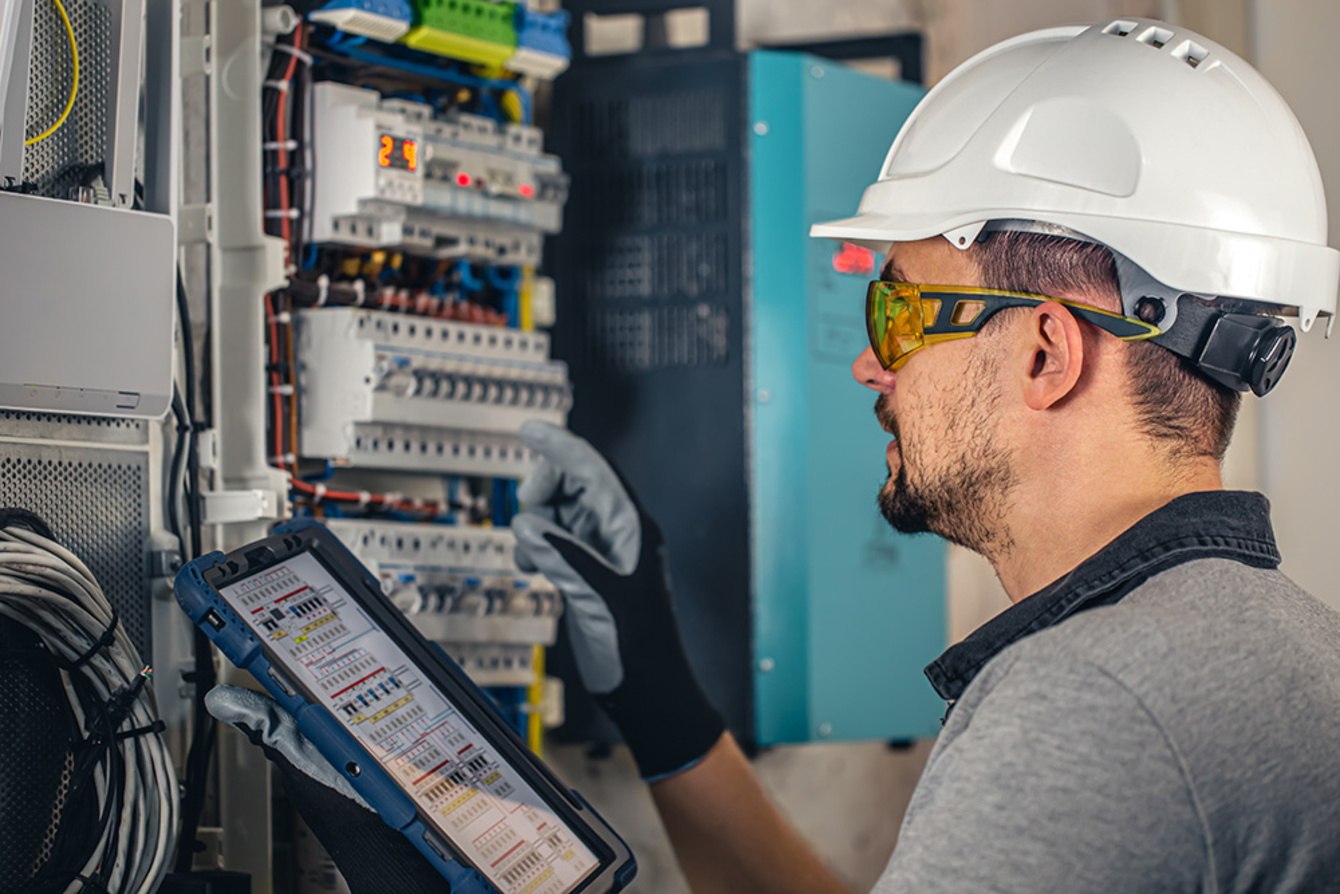 Industrie und Gewerbe bei Elektro Holger Pühl in Kemnath